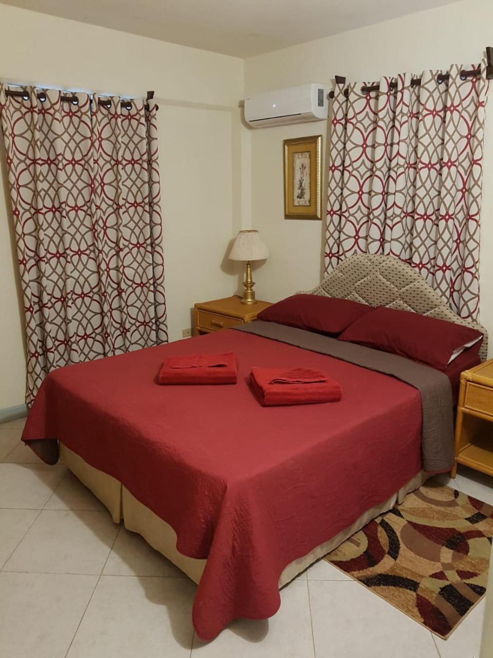 Breezy Apts Saint Philip Esterno foto